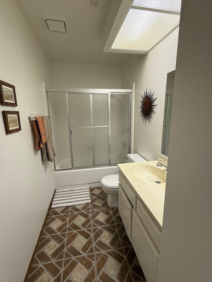 72822 Tony Trabert Lane Palm Desert, CA 92260 - Photo 20 of 23 a bathroom with a sink a toilet and shower