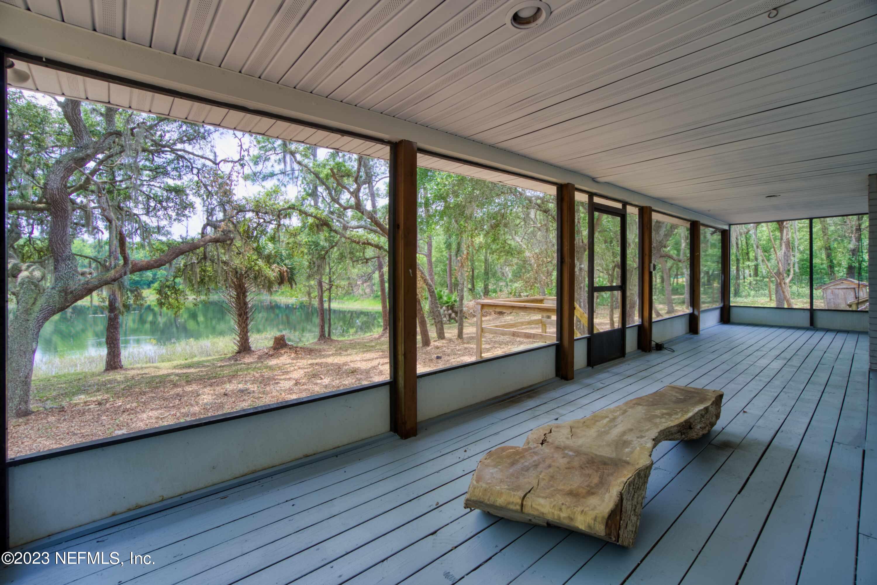 141 West Strickland Road Interlachen, FL 32148 - Photo 18 of 70 141 W Strickland Rd - _37
