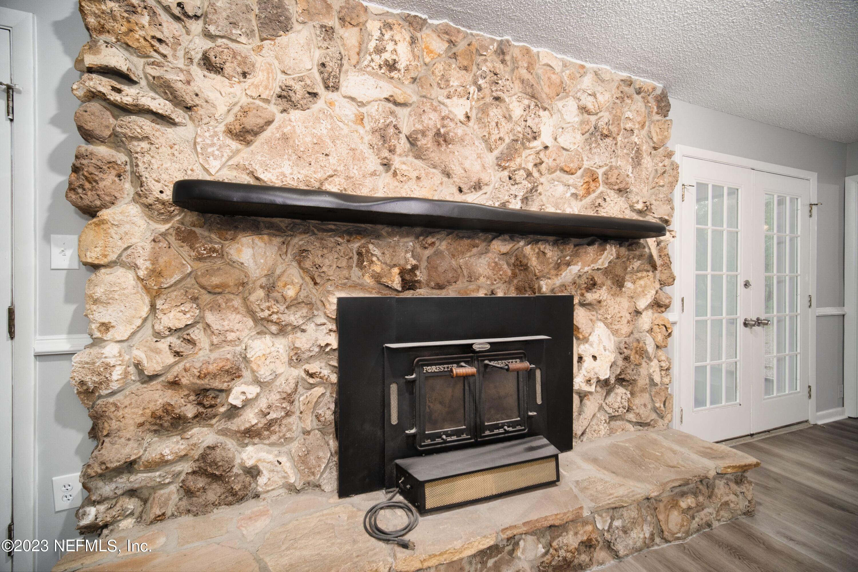 141 West Strickland Road Interlachen, FL 32148 - Photo 47 of 70 141 W Strickland Rd - 16