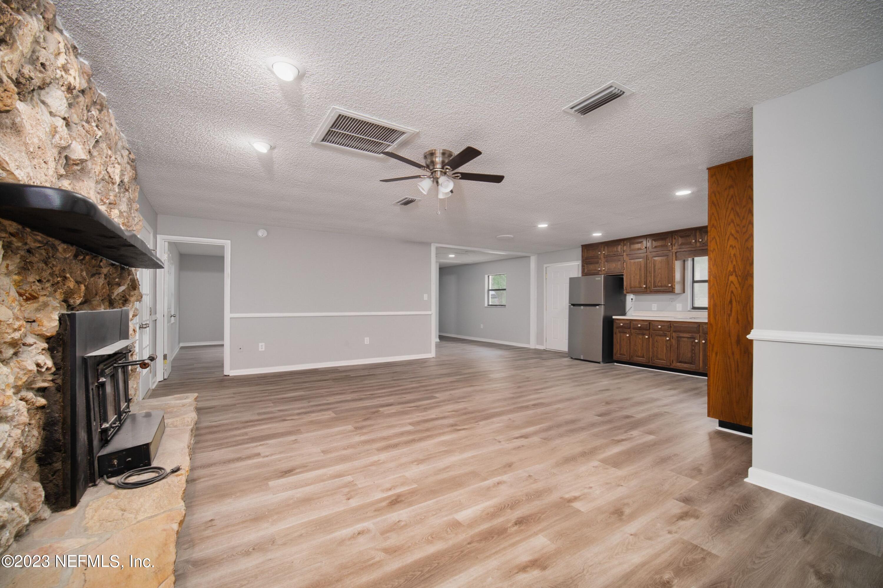141 West Strickland Road Interlachen, FL 32148 - Photo 50 of 70 141 W Strickland Rd - 19