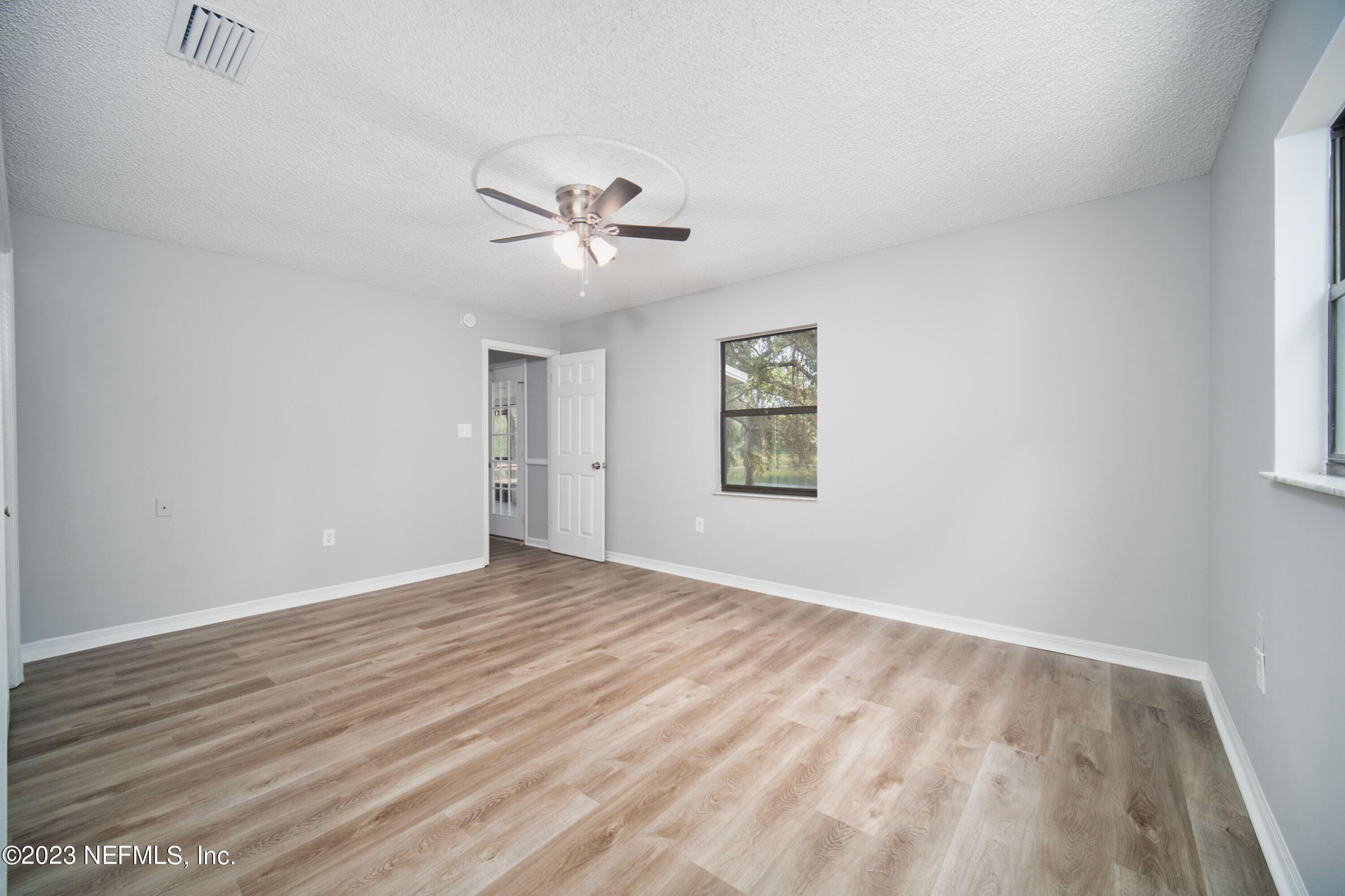 141 West Strickland Road Interlachen, FL 32148 - Photo 61 of 70 141 W Strickland Rd - 13