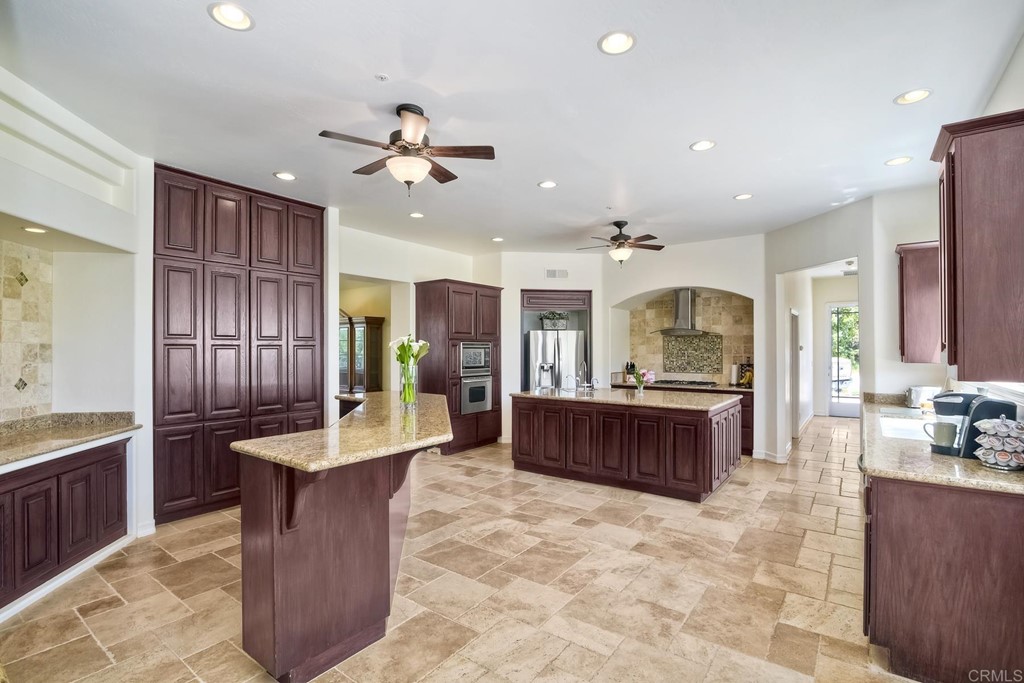 4454 La Canada Road Fallbrook, CA 92028 - Photo 4 of 35