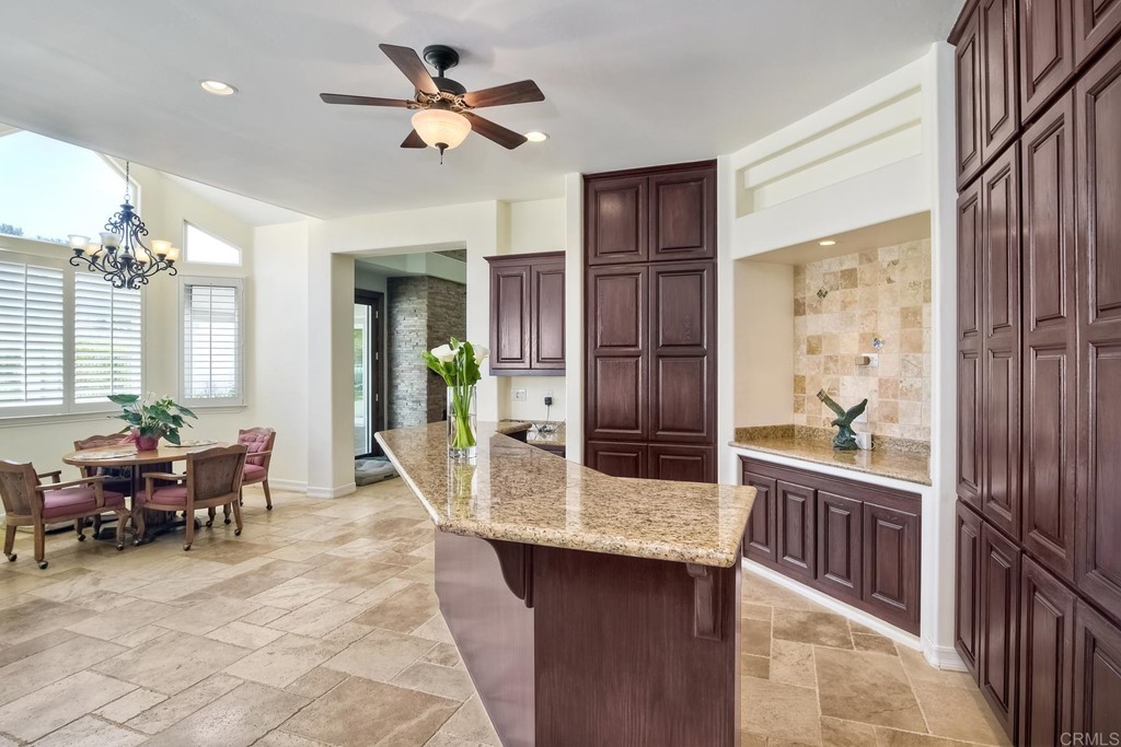 4454 La Canada Road Fallbrook, CA 92028 - Photo 6 of 35