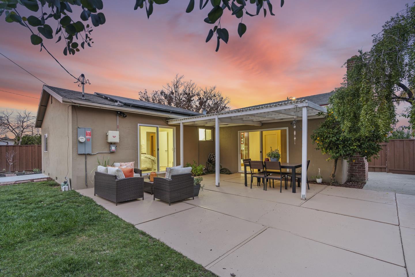 5601 Drysdale Drive San Jose, CA 95124 - Photo 24 of 26 a view of living room with patio furniture and garden
