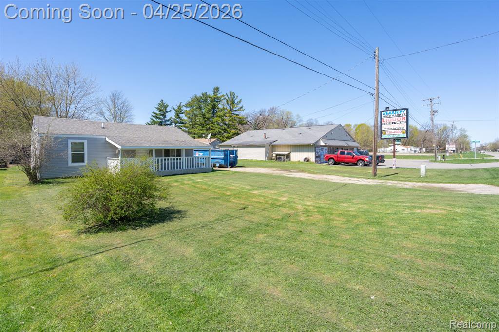 3421 North Genesee Road Flint, MI 48506 - Photo 2 of 31