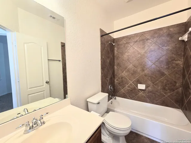 $2,450 | 3639 Bennington Way, San Antonio, TX 78261