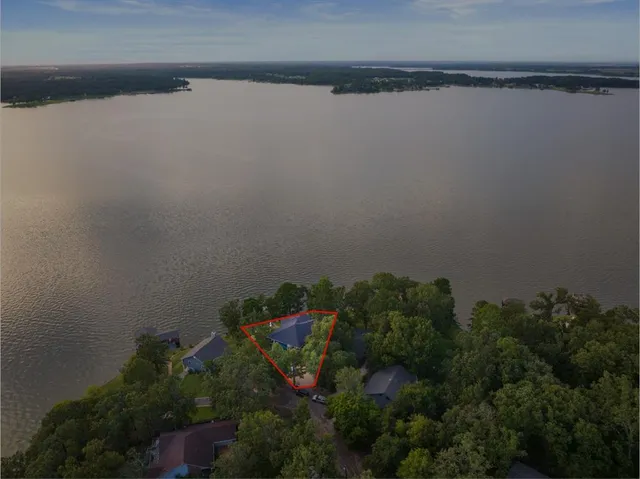$1,250,000 | 385 County Road 2610, Pittsburg, TX 75686
