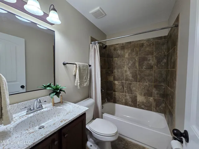 $239,900 | 10553 Ballad Drive, Walls, MS 38680