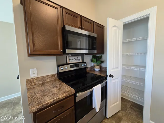 $239,900 | 10553 Ballad Drive, Walls, MS 38680