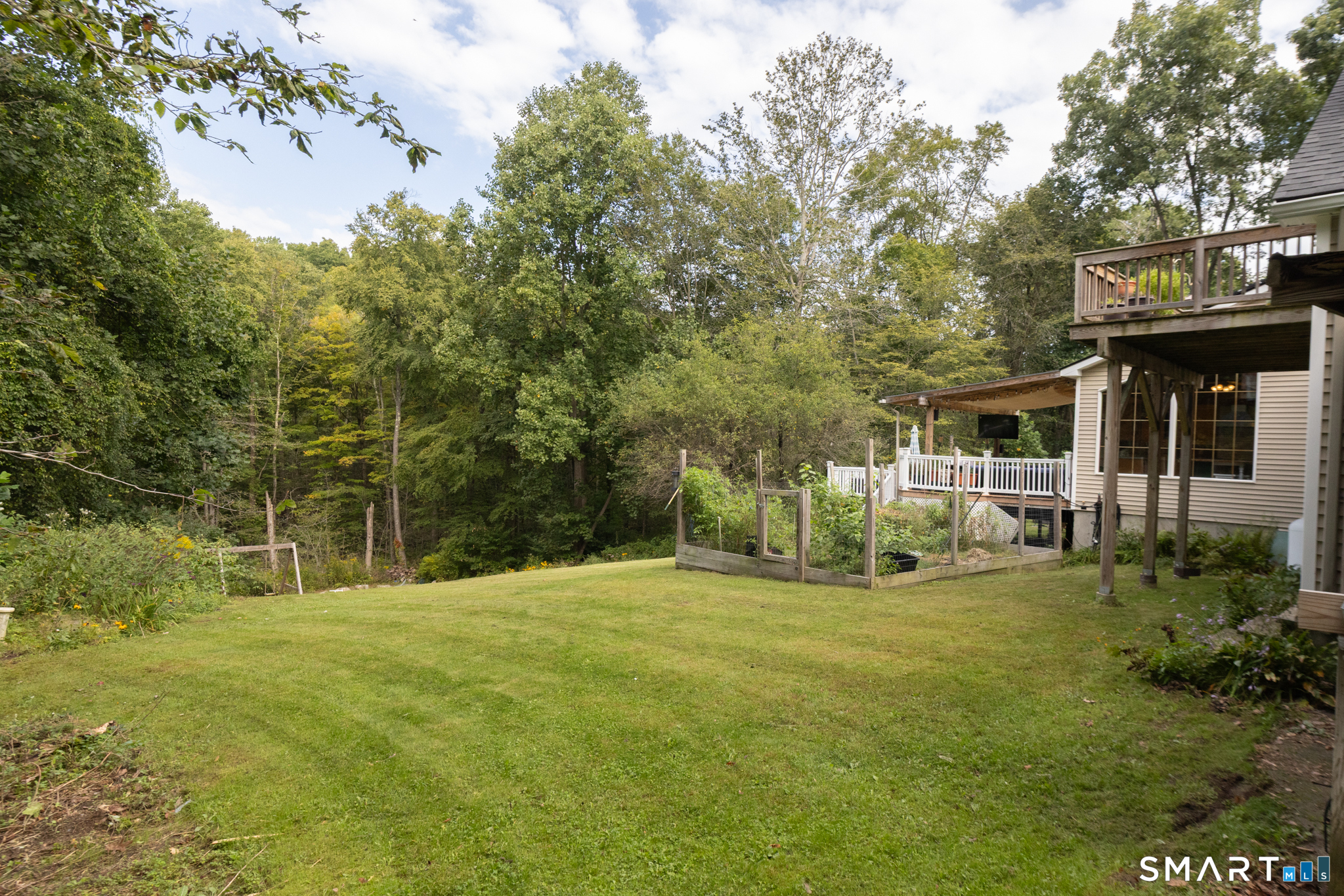 41 Wilson Road Oxford, CT 06478 - Photo 9 of 39 Gallery Image 9