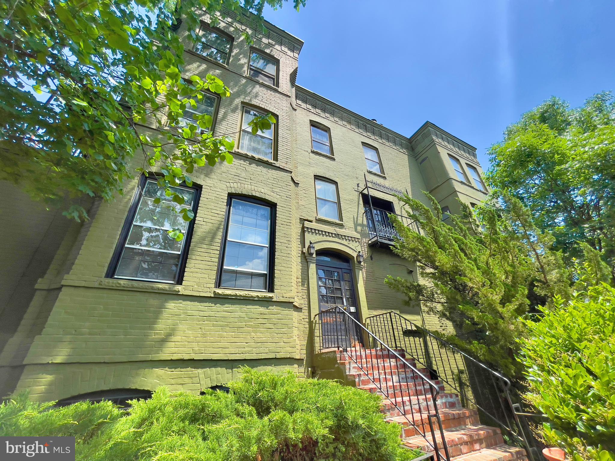 330 5th Street Southeast Washington, DC 20003 - Photo 1 of 13