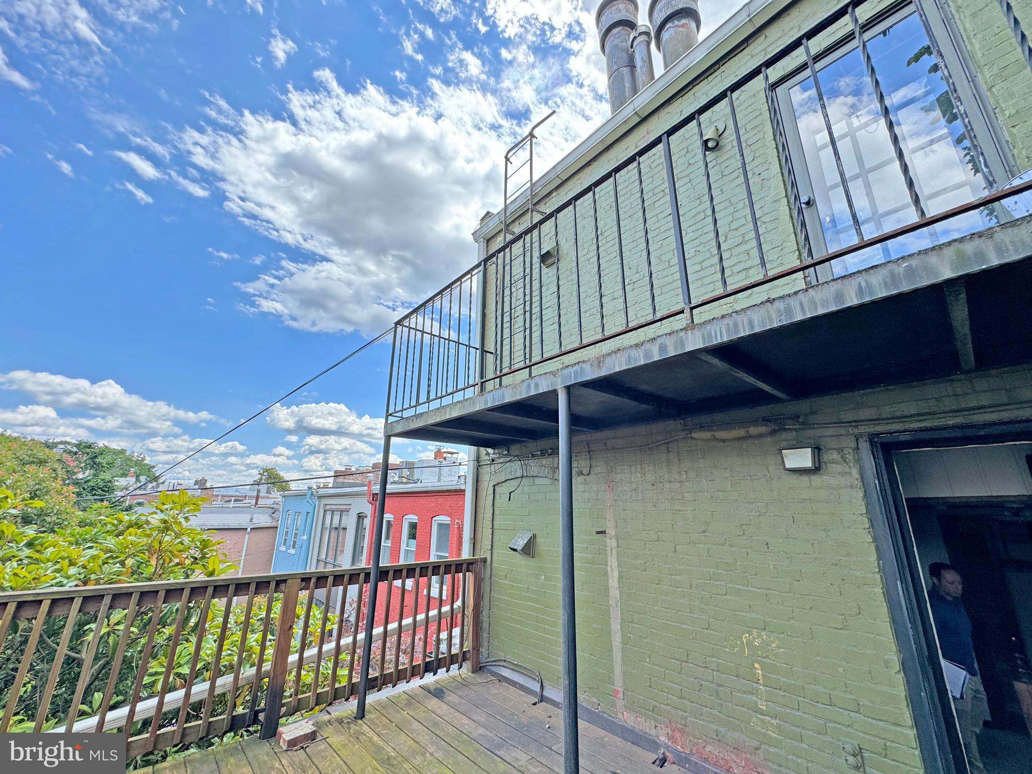 330 5th Street Southeast Washington, DC 20003 - Photo 8 of 13
