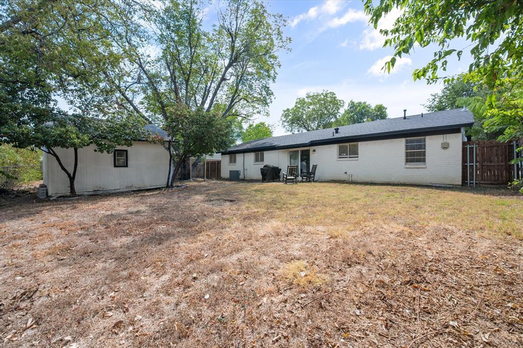 316 Northwest Wintercrest Road Burleson, TX 76028 - Photo 26 of 26 Gallery Image 26