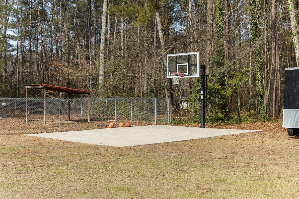 1011 Pinon Road North Augusta, SC 29841 - Photo 41 of 45 41-Basketball Court