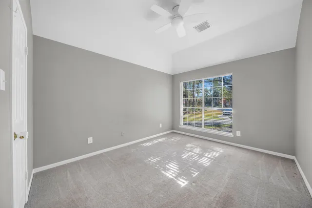 $2,950 | 34 Sparklewood Place, The Woodlands, TX 77381