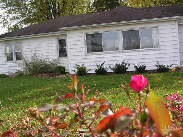 4731 West Dupont Road Fort Wayne, IN 46818 - Photo 2 of 30