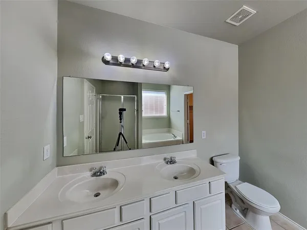 $2,495 | 508 Lead Creek Drive, Fort Worth, TX 76131