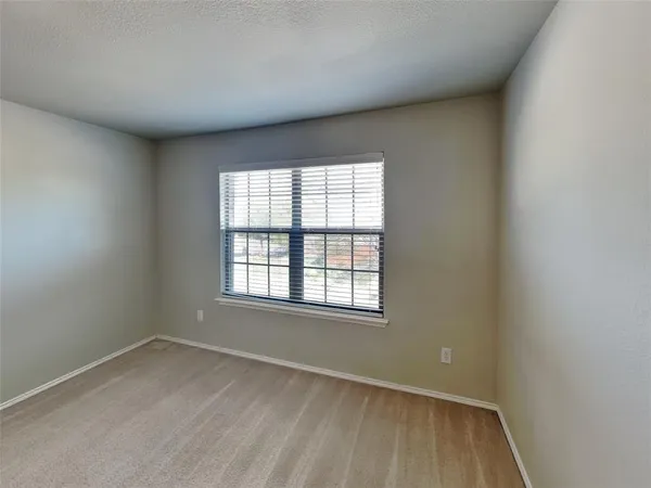 $2,495 | 508 Lead Creek Drive, Fort Worth, TX 76131