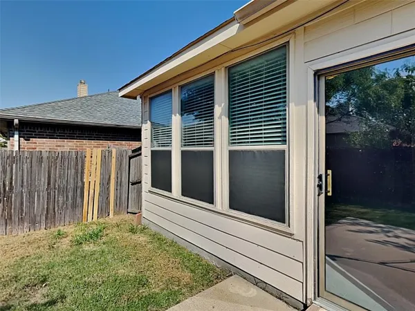 $2,495 | 508 Lead Creek Drive, Fort Worth, TX 76131