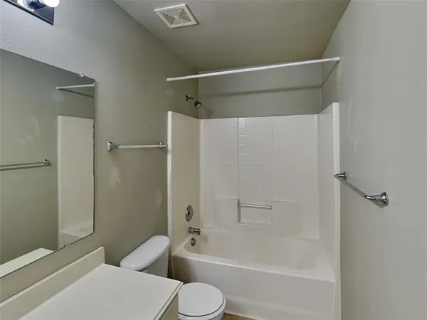 $2,495 | 508 Lead Creek Drive, Fort Worth, TX 76131