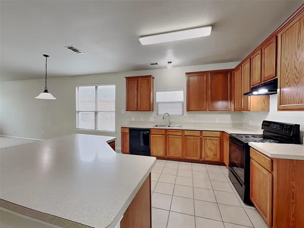 $2,495 | 508 Lead Creek Drive, Fort Worth, TX 76131