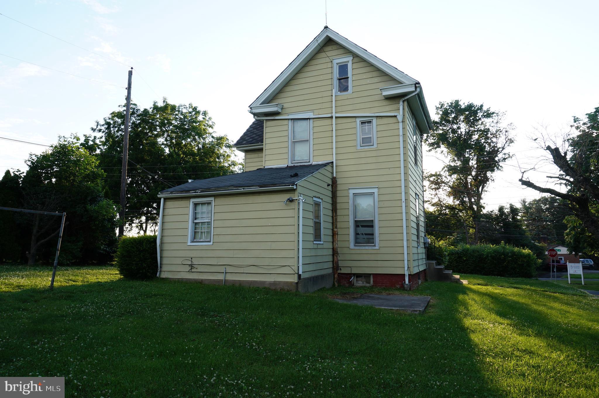 829 Rohrerstown Road Lancaster, PA 17601 - Photo 14 of 18 Gallery Image 14