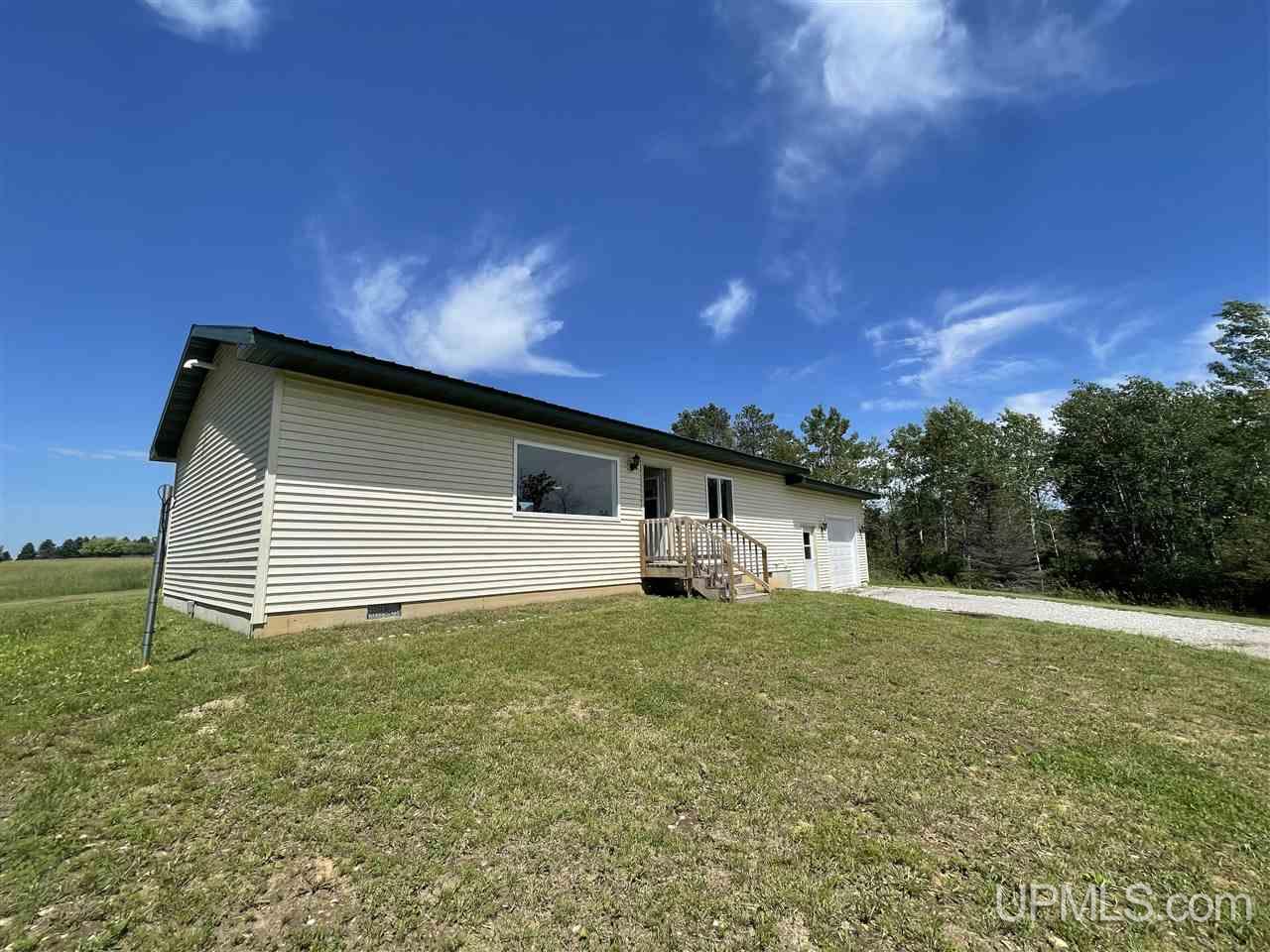 1248 17th Road Bark River, MI 49807 - Photo 2 of 34 Gallery Image 2
