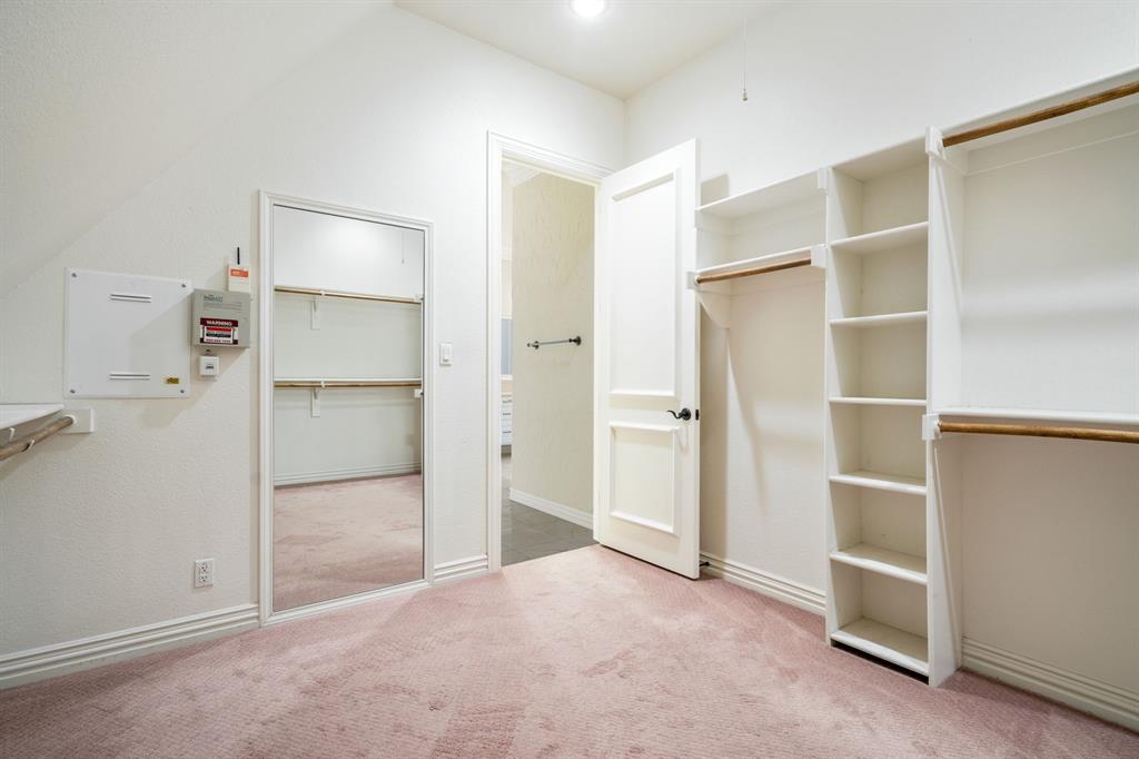 554 Rockingham Drive Irving, TX 75063 - Photo 25 of 34 a view of an empty room with cabinet and entryway