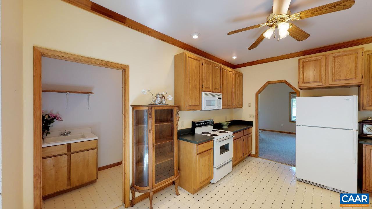 8657 3 Notch Road Louisa, VA 23093 - Photo 7 of 18