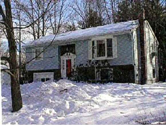 145 Eastern Avenue Rochester, NH 03867 - Photo 1 of 1