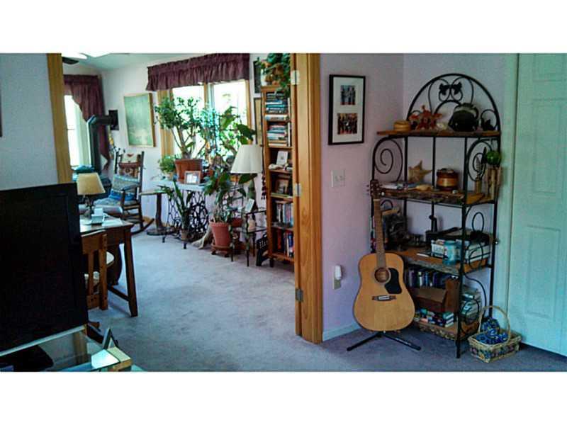 321 Mountain Road Woolwich, ME 04579 - Photo 24 of 35 Den/Family/Great Room.