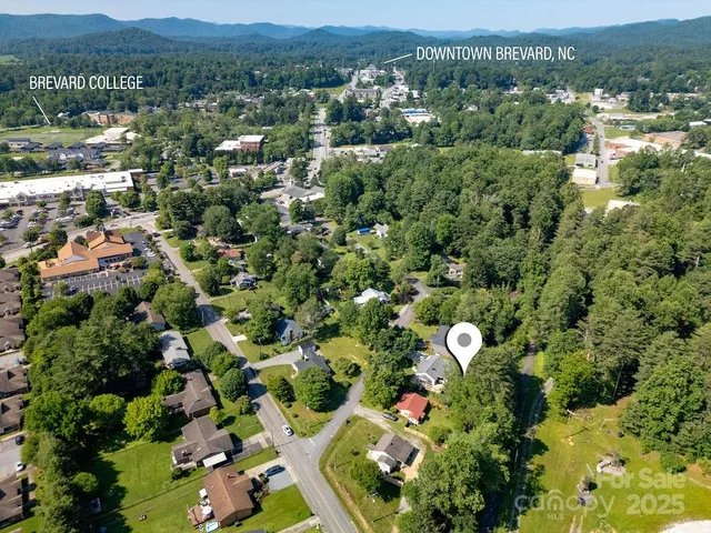 $459,000 | 169 Montview Circle, Brevard, NC 28712