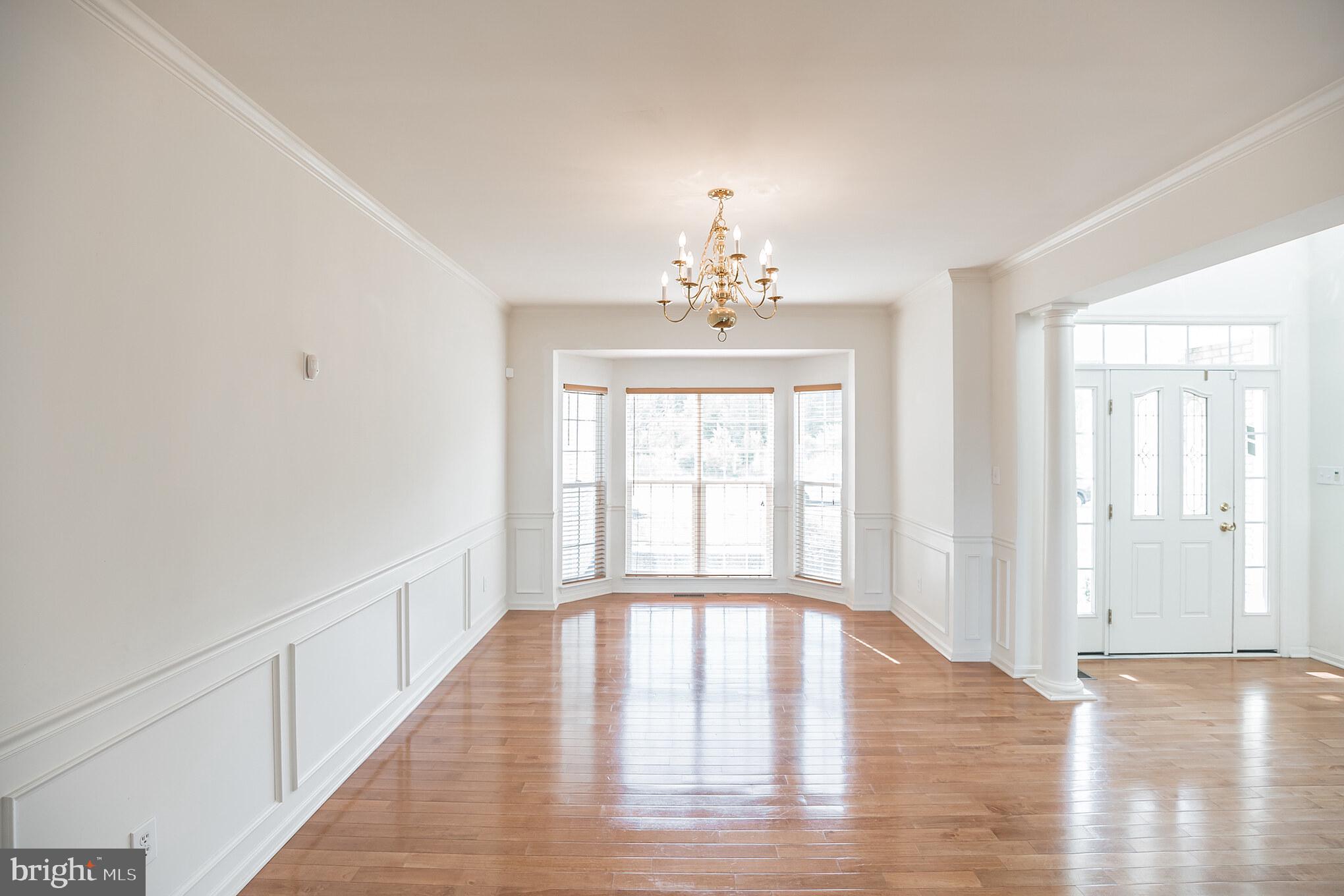 29 Mullen Drive Sicklerville, NJ 08081 - Photo 4 of 38 Dining Room