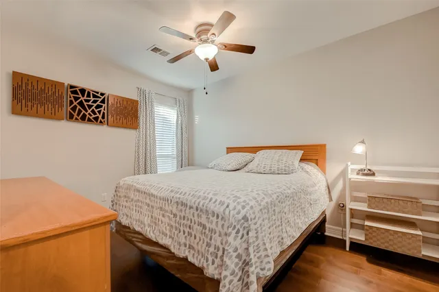 $2,100 | 742 Country Pl Drive, Unit A, Houston, TX 77079