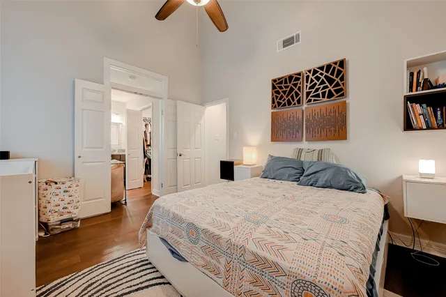 $2,100 | 742 Country Pl Drive, Unit A, Houston, TX 77079