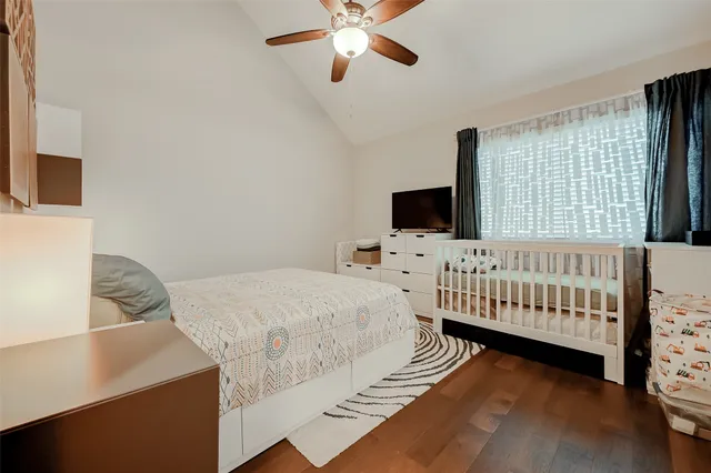 $2,100 | 742 Country Pl Drive, Unit A, Houston, TX 77079