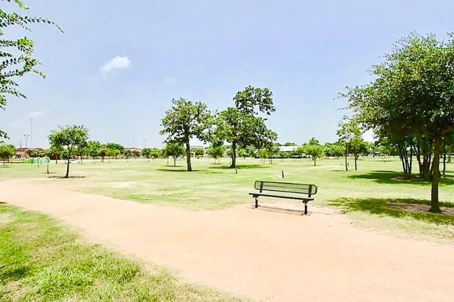 $2,100 | 742 Country Pl Drive, Unit A, Houston, TX 77079