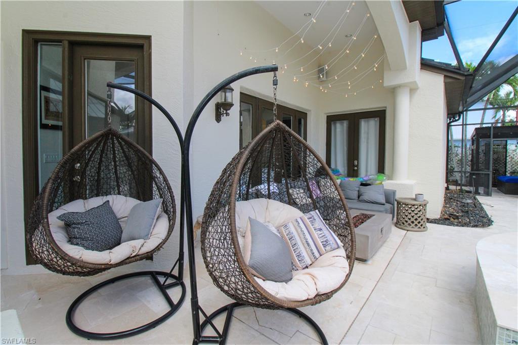 647 110th Avenue North Naples, FL 34108 - Photo 17 of 48