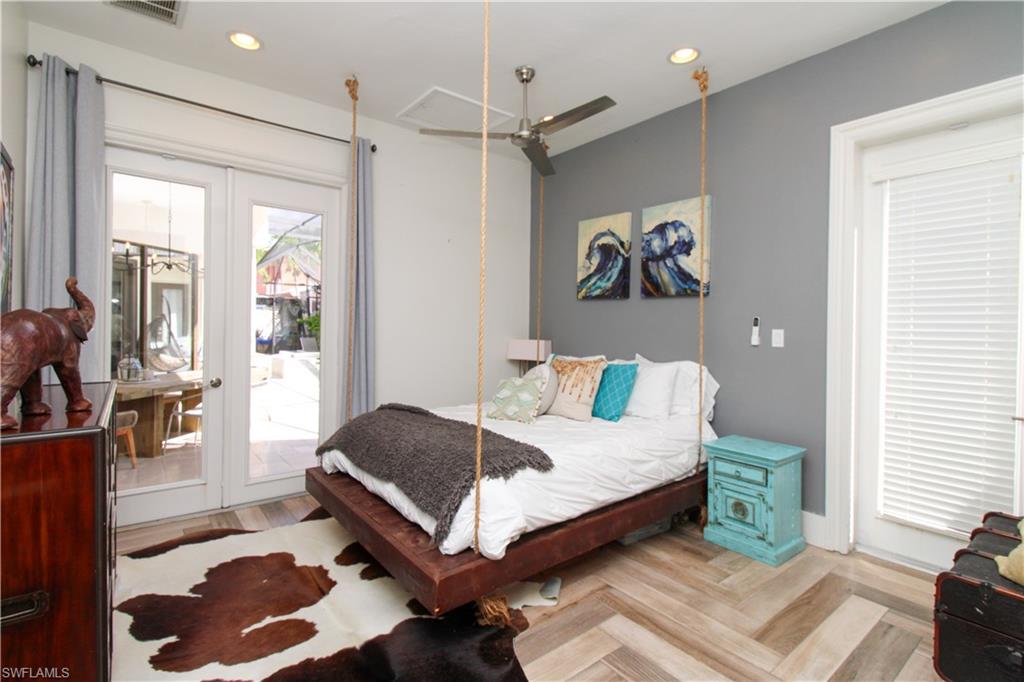 647 110th Avenue North Naples, FL 34108 - Photo 27 of 48