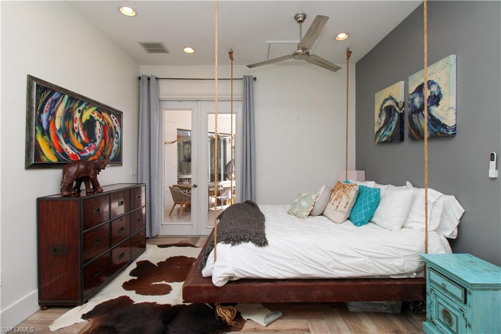 647 110th Avenue North Naples, FL 34108 - Photo 28 of 48