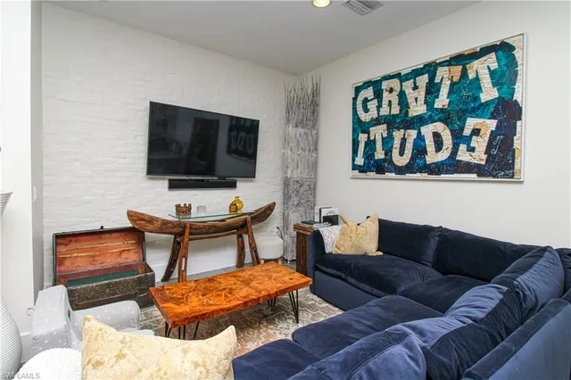 $14,500 | 647 110th Avenue North, Naples, FL 34108