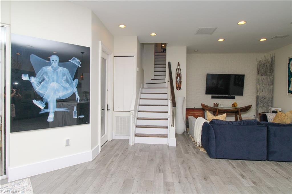 647 110th Avenue North Naples, FL 34108 - Photo 35 of 48