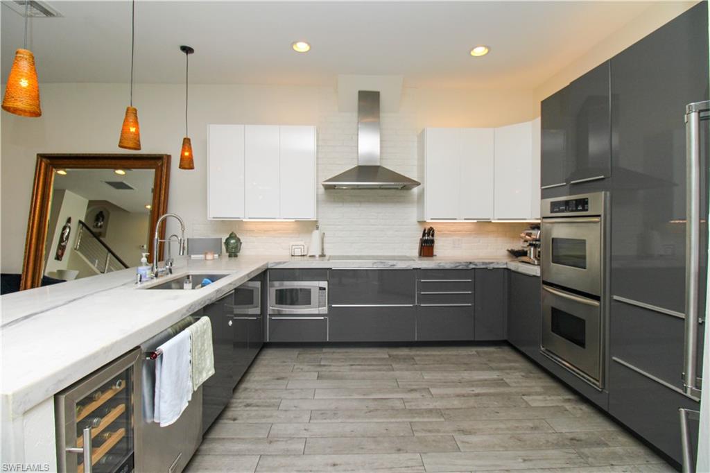 647 110th Avenue North Naples, FL 34108 - Photo 45 of 48