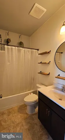 a close up view of washer and dryer