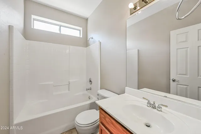 $2,200 | 6707 East Roland Street, Mesa, AZ 85215