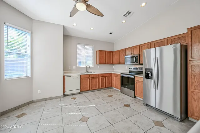 $2,200 | 6707 East Roland Street, Mesa, AZ 85215