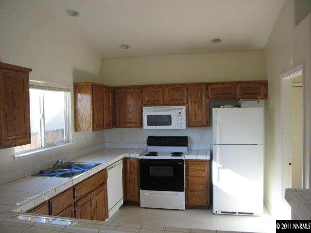 504 St Louis Road Fernley, NV 89408 - Photo 4 of 13 Photo 4