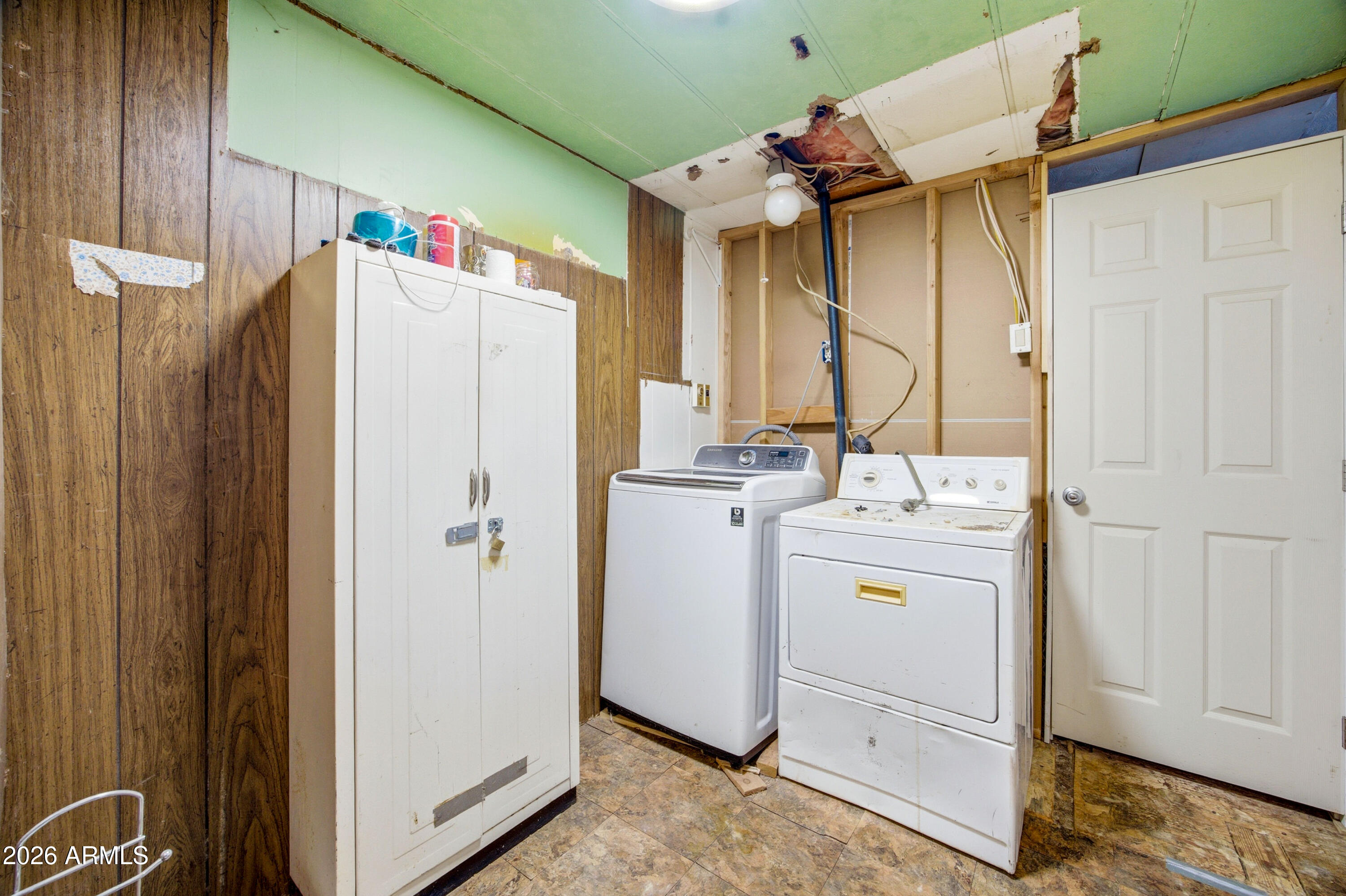 4394 Keats Road, Unit 52 Snowflake, AZ 85937 - Photo 17 of 33 a utility room with dryer and washer