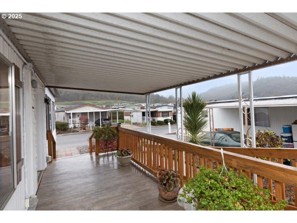 406 Shadow Ranch Lane Roseburg, OR 97470 - Photo 6 of 32 a view of a porch