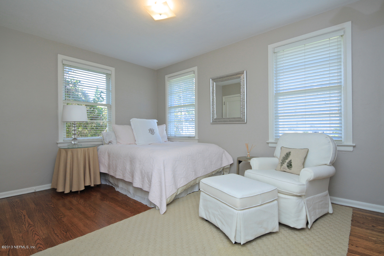 1334 Pinetree Road Jacksonville, FL 32207 - Photo 15 of 22 Bedroom 2